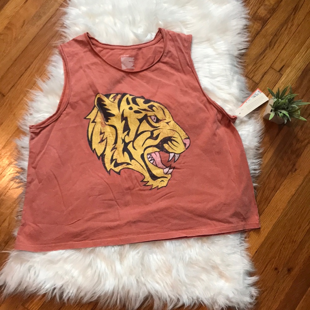 Women’s Colsie Crop Tank
